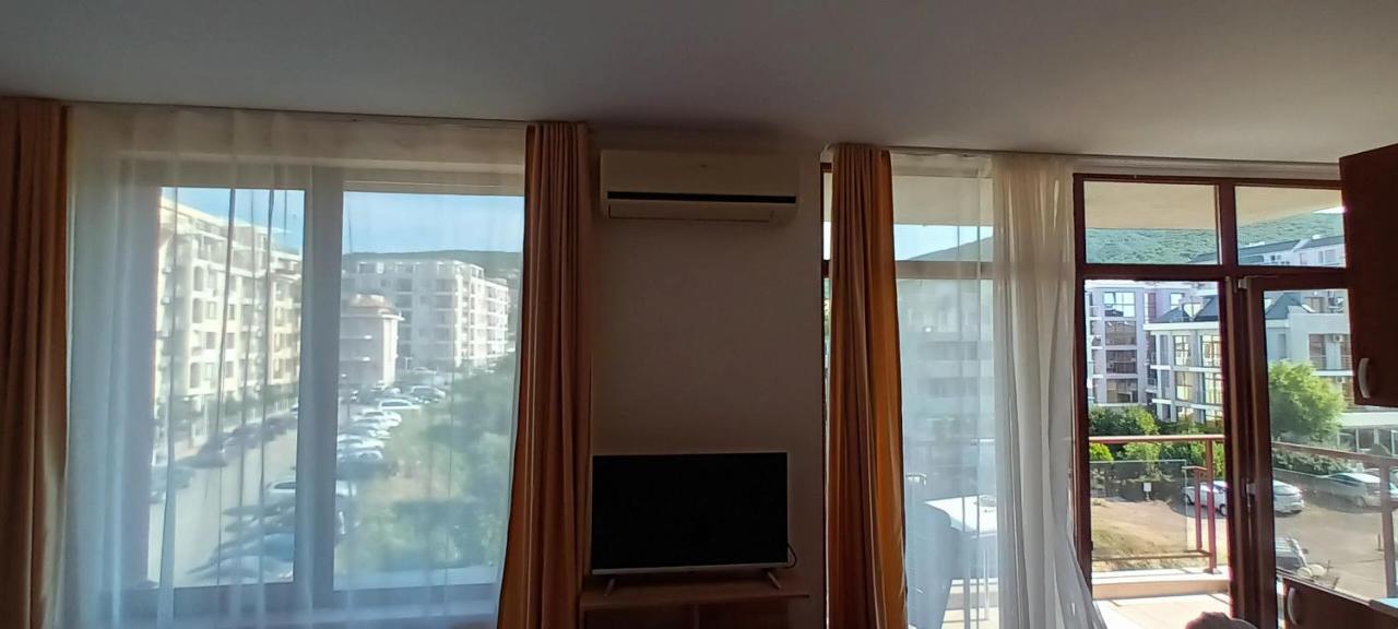 Studio 250 M Море Sveti Vlas Buitenkant foto